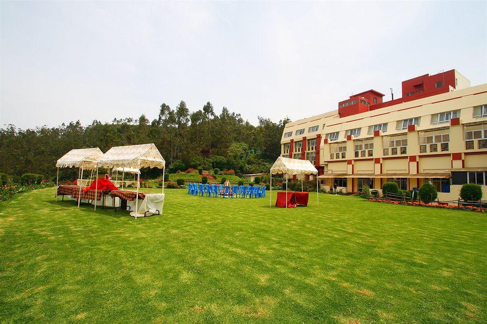 The Monarch Hotel Ooty Exteriör bild